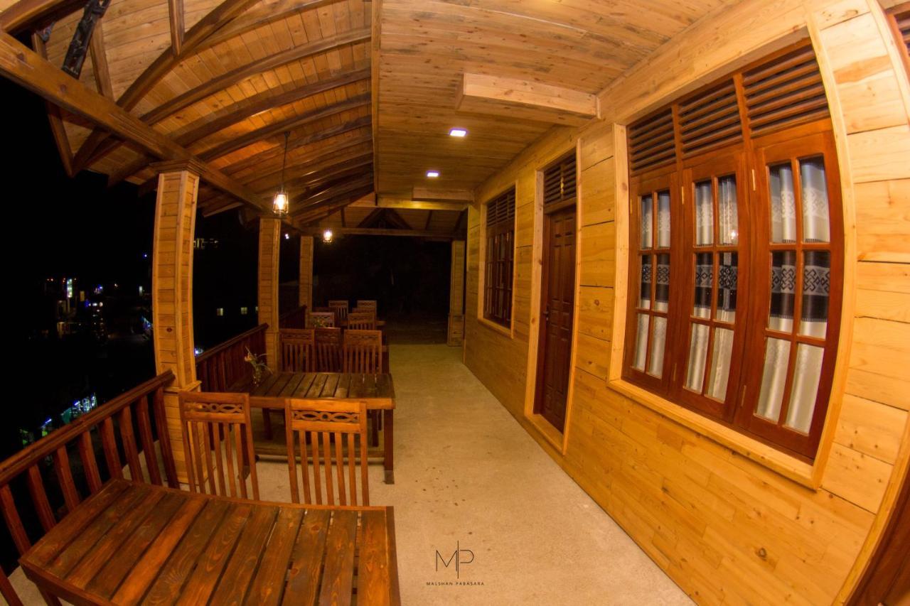 Tea Breeze Motel Nallathanniya Exterior photo